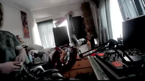 Snapshot of kinkybiguy14 chatting on 6, 10, 2025 Kinky Cassie online show from 6, 10, 2025