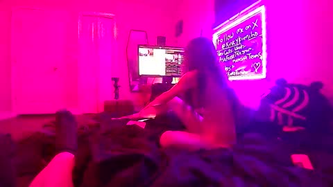 kinkykumiho online show from 27, 4, 2026