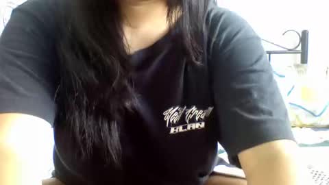 Snapshot of kion_and_valu chatting on 21, 10, 2025 kion_and_valu online show from 21, 10, 2025