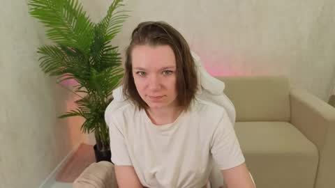 Kira online show from 4, 6, 2026