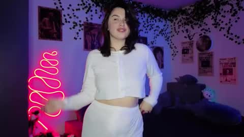 Kira VanKick online show from 19, 10, 2025
