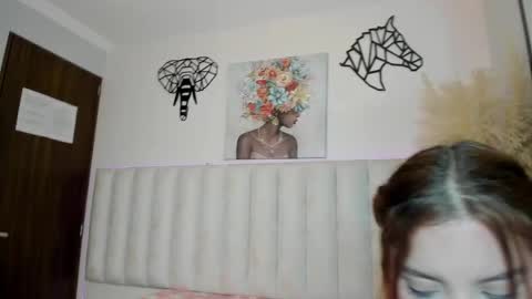 Snapshot of kira_venom chatting on 23, 5, 2026 Kira online show from 23, 5, 2026