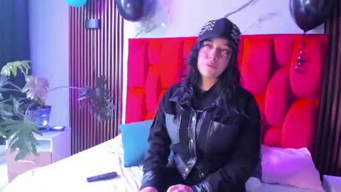 Snapshot of kira_yuzu chatting on 4, 7, 2026 Kira online show from 4, 7, 2026