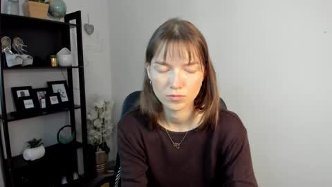 KIRA online show from 27, 5, 2026