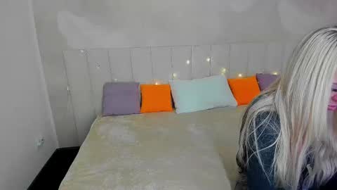 Kira online show from 6, 3, 2025