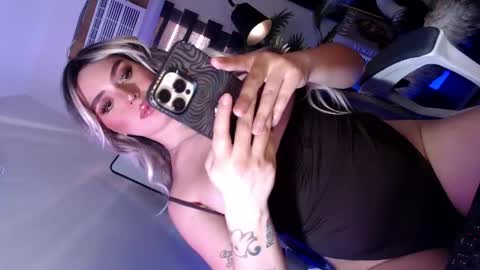 Its your girl KIRA online show from 11, 2, 2026