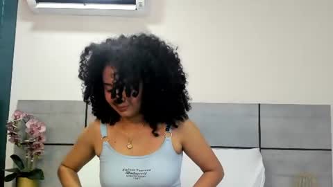 Snapshot of kiraspell chatting on 9, 7, 2026 kiraspell online show from 9, 7, 2026