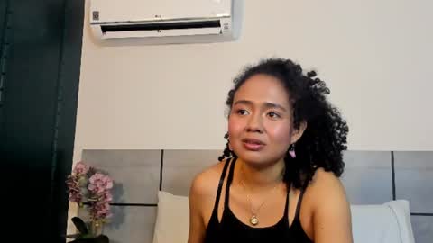 Snapshot of kiraspell chatting on 10, 7, 2026 kiraspell online show from 10, 7, 2026