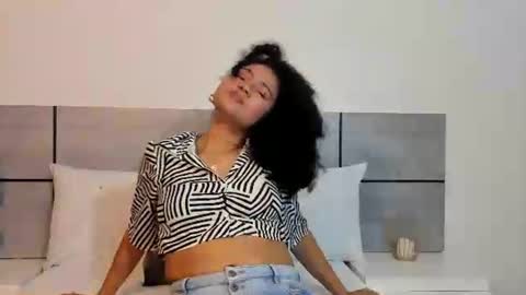 Snapshot of kiraspell chatting on 11, 7, 2026 kiraspell online show from 11, 7, 2026