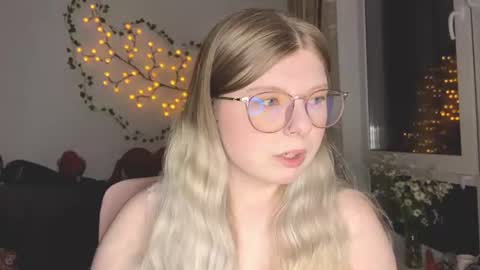 KiraYume online show from 28, 6, 2026