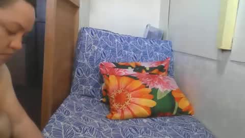 kiss_me_loves online show from 4, 4, 2026