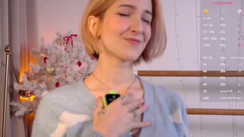 Snapshot of kisskiss_muah chatting on 13, 12, 2024 Kate online show from 13, 12, 2024