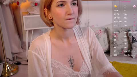 Snapshot of kisskiss_muah chatting on 13, 12, 2024 Kate online show from 13, 12, 2024