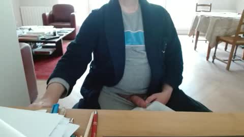 kisslog1 online show from 5, 4, 2026