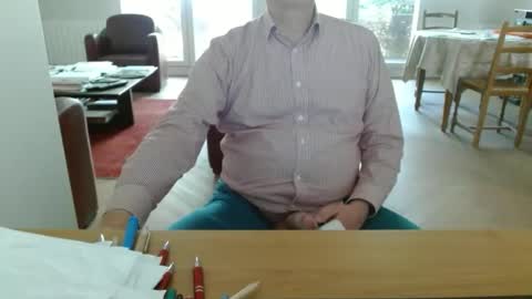 kisslog1 online show from 25, 4, 2026