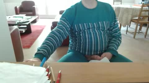 kisslog1 online show from 26, 4, 2026