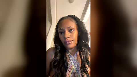 kissofjoy online show from 3, 6, 2026