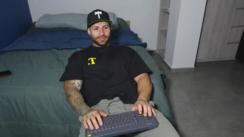 kite__ online show from 25, 9, 2025