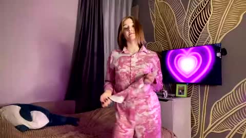 Tanesha online show from 27, 4, 2026