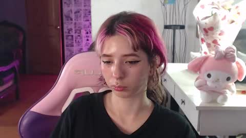 Snapshot of kitsunearineko chatting on 21, 2, 2025 Ari Keimiwrights  online show from 21, 2, 2025