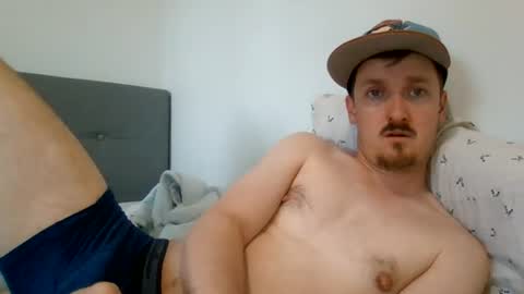 kittenfoxxx online show from 13, 7, 2026