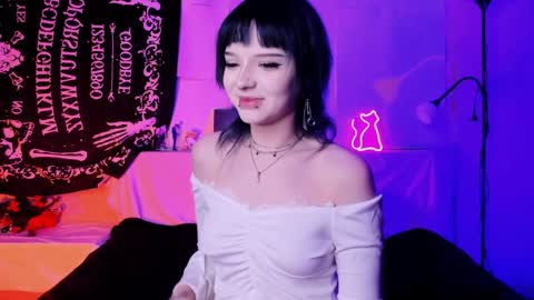 kitty_bang online show from 7, 2, 2025