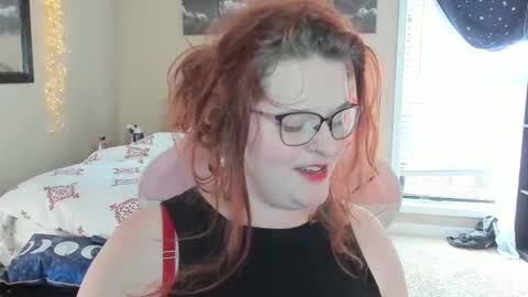 Snapshot of kitty_luxexxx chatting on 13, 1, 2025 Bella Kitty Luxe online show from 13, 1, 2025