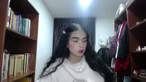 kitty_naugthy__ online show from 14, 7, 2026