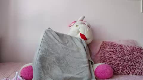 kitty_van online show from 23, 9, 2025