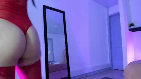 Jenn online show from 13, 12, 2024