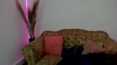 Jenn online show from 7, 2, 2025