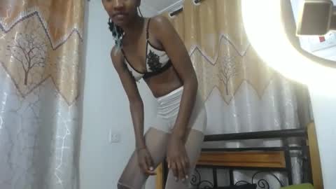 Snapshot of kittyfay_ chatting on 25, 10, 2025 Fay online show from 25, 10, 2025