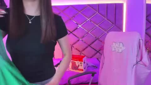 Sarah online show from 19, 6, 2026