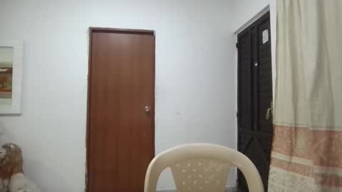 Snapshot of kitybigboobsx chatting on 1, 2, 2025 kity boobsx online show from 1, 2, 2025