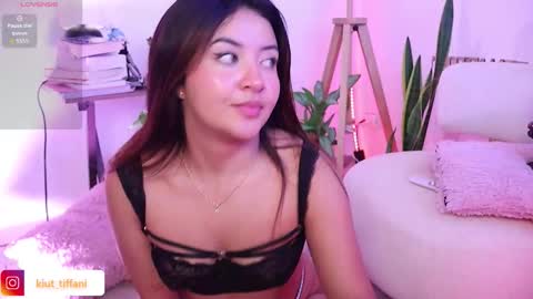 Snapshot of kiut_tiffanii chatting on 9, 2, 2026 Tiffanii online show from 9, 2, 2026