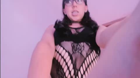 Little piece of fruit online show from 13, 5, 2026