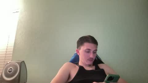 Snapshot of kj_lindo chatting on 17, 12, 2024 kj_lindo online show from 17, 12, 2024