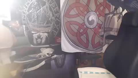 Snapshot of kleiner_teufel chatting on 23, 2, 2026 Michelle online show from 23, 2, 2026