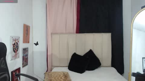 Snapshot of kleo_princess18 chatting on 15, 2, 2025 kleo online show from 15, 2, 2025