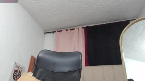 Snapshot of kleo_princess18 chatting on 19, 2, 2025 kleo online show from 19, 2, 2025