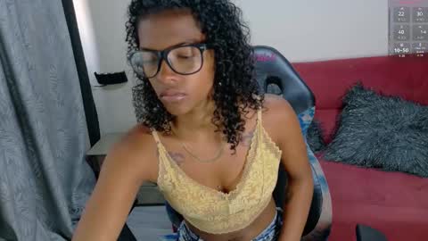 Snapshot of kloe_cooper chatting on 17, 9, 2025 kloe_cooper online show from 17, 9, 2025