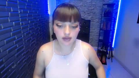 Snapshot of kloe_owen chatting on 1, 7, 2026 kloe owens online show from 1, 7, 2026