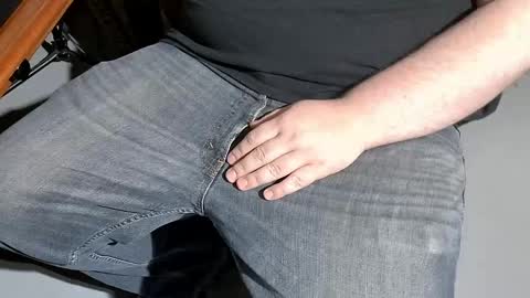 Snapshot of knezzy92 chatting on 7, 6, 2026 Knezzy online show from 7, 6, 2026