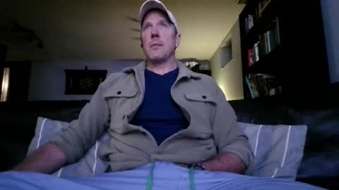 Knight3975 online show from 6, 4, 2026