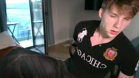 Snapshot of knotsiemens chatting on 25, 5, 2026 Adam online show from 25, 5, 2026