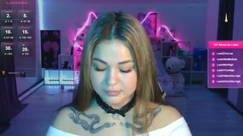 Mia online show from 1, 11, 2025