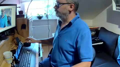 Snapshot of kokshn chatting on 3, 7, 2026 Gregor online show from 3, 7, 2026