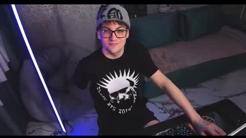 Snapshot of kolyakayne chatting on 7, 2, 2026 Kolya Kayne online show from 7, 2, 2026