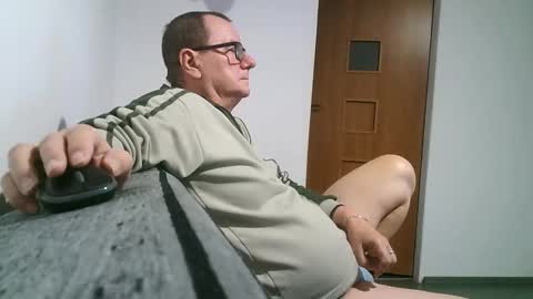 Snapshot of komputer123456789 chatting on 20, 12, 2024 Bogdan online show from 20, 12, 2024