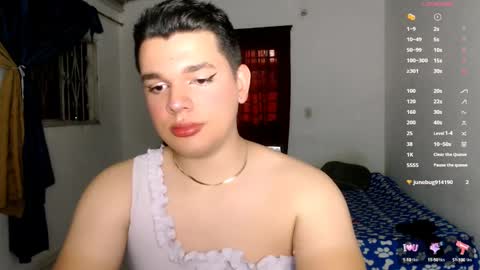 Snapshot of konnie_kardashian chatting on 12, 2, 2025 Klyie Online Mostly at 10pm-7am COL time online show from 12, 2, 2025